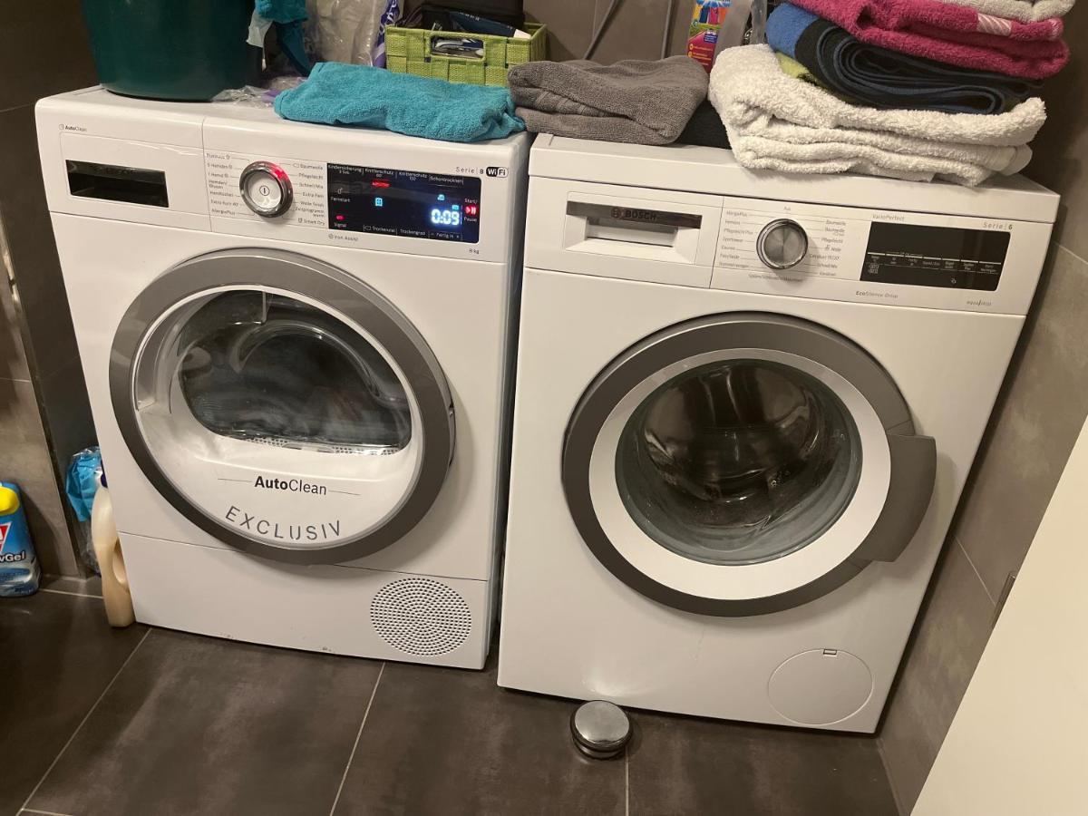 Schoenes Zimmer In Zentraler Lage Улм Екстериор снимка