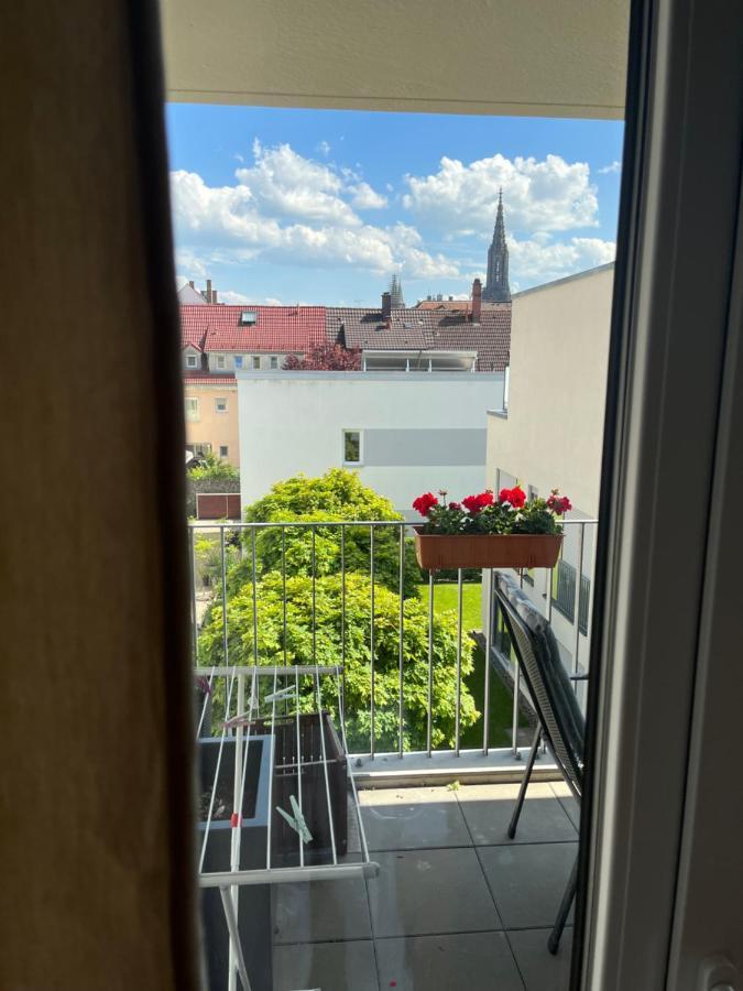 Schoenes Zimmer In Zentraler Lage Улм Екстериор снимка